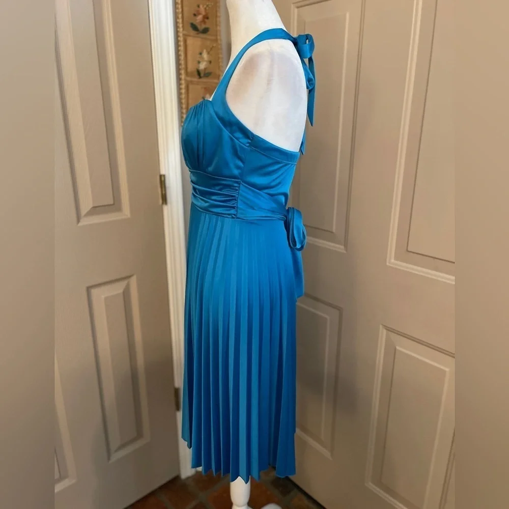 Speechless vintage electric blue halter fit & flare pleated party dress. Size S. - Picture 2 of 9